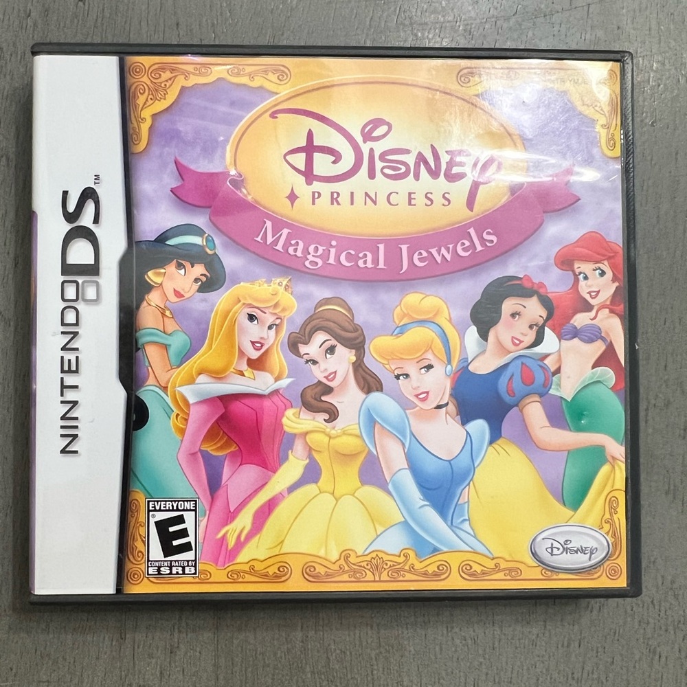 Disney Princess: Magical Jewels game for Nintendo DS - Picture 1 of 3